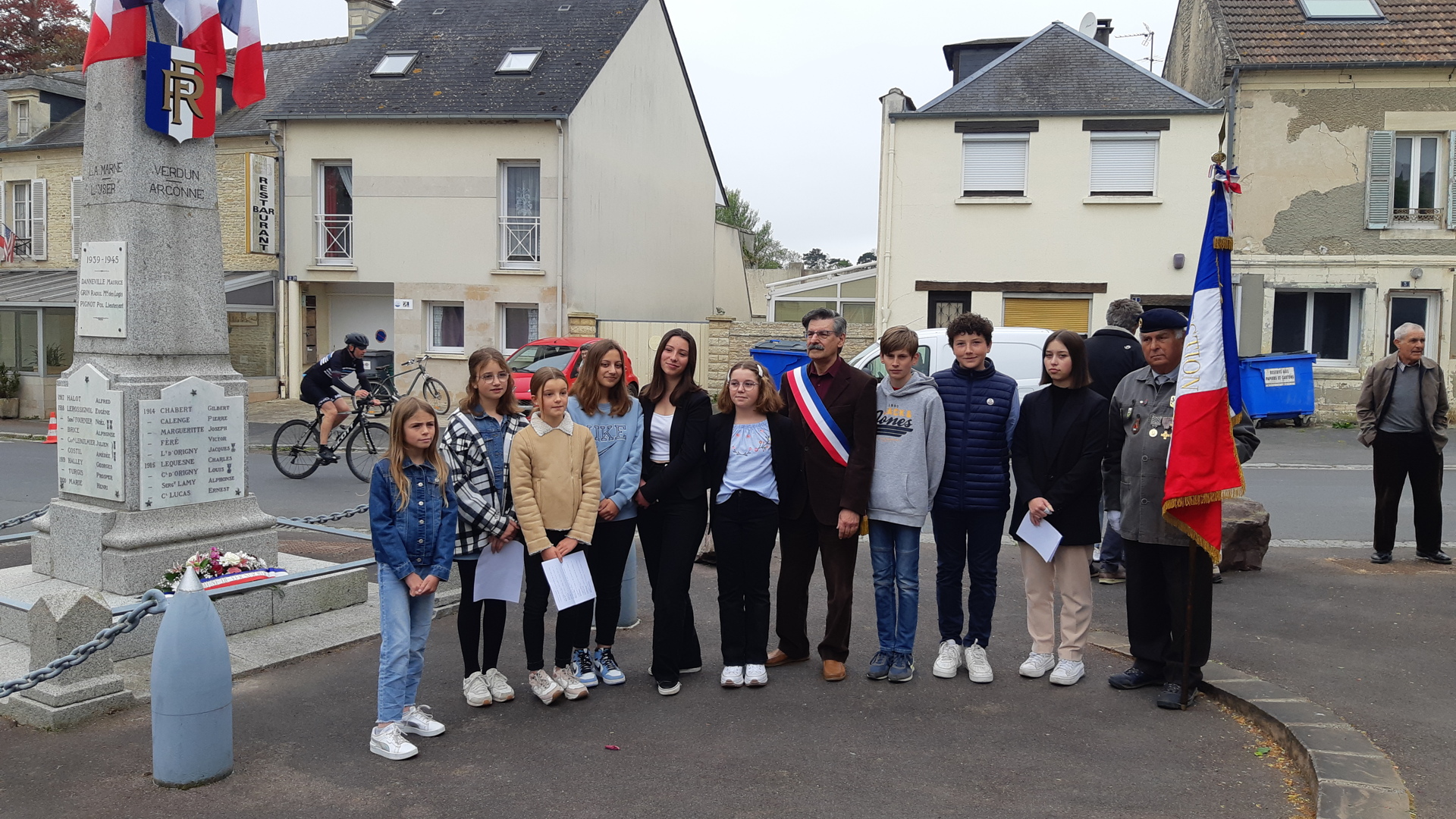 8 mai