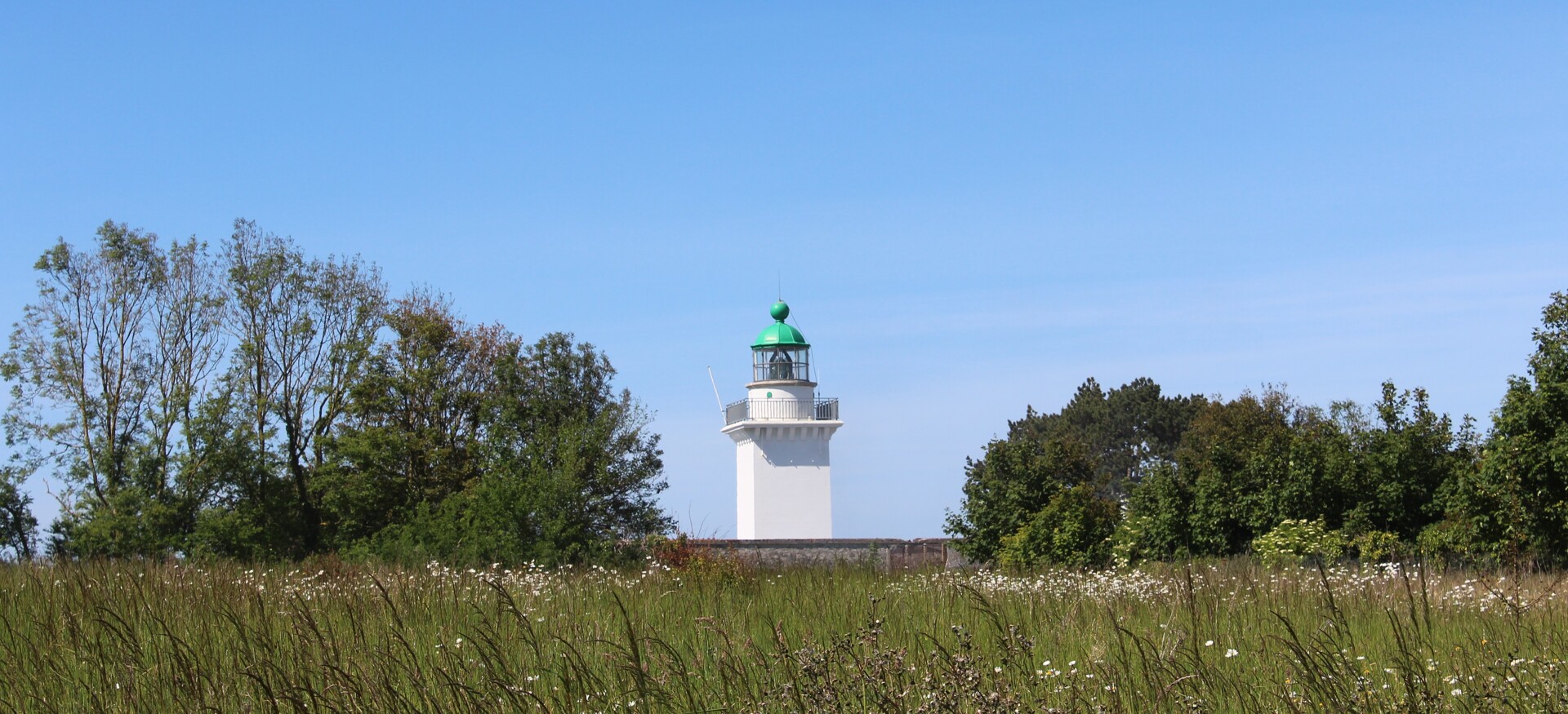 Phare De Ver Sur Mer Ver Sur Mer Calvados Site Officiel